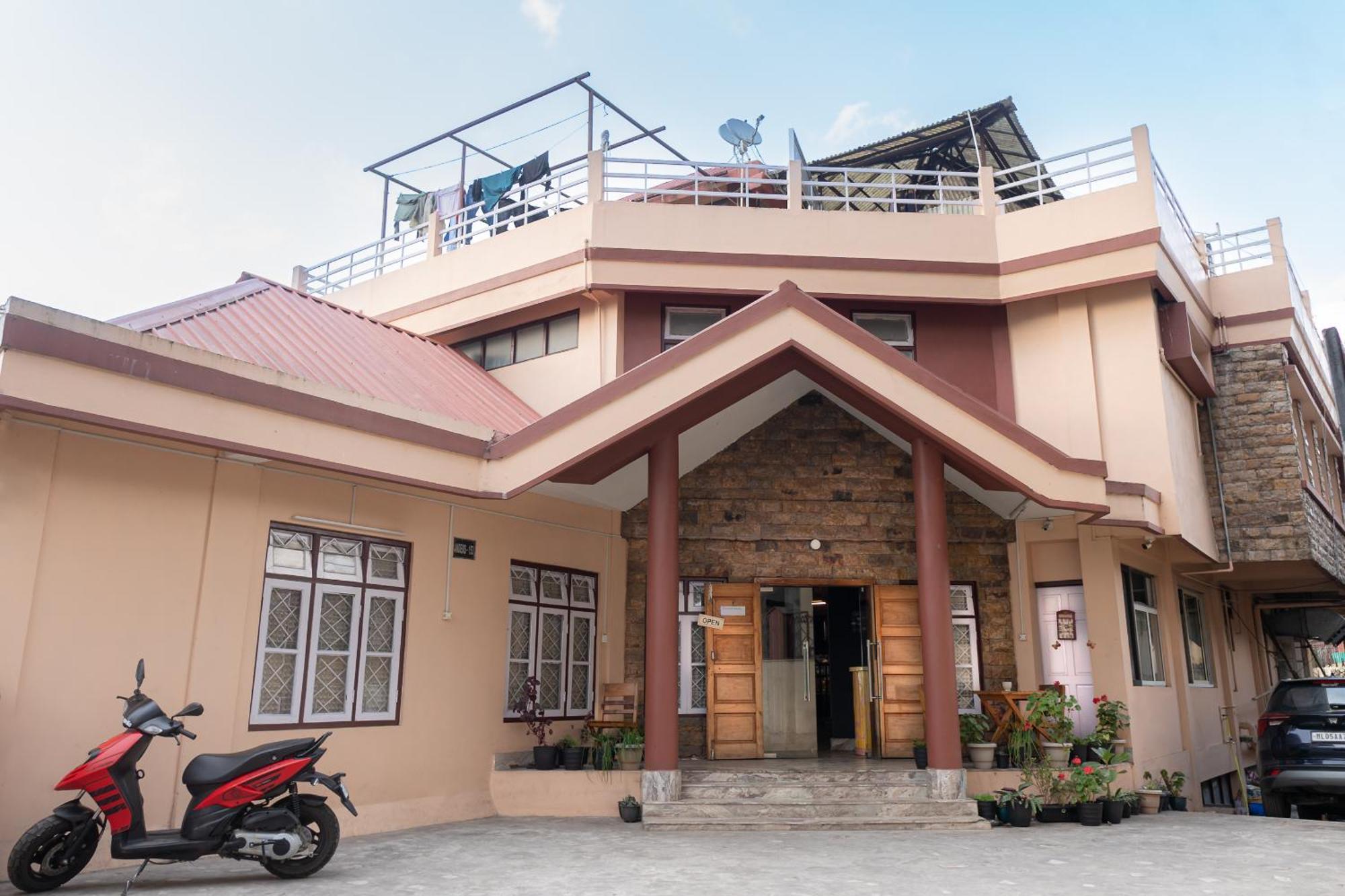 Hotel The Living Roof Shillong Exterior foto